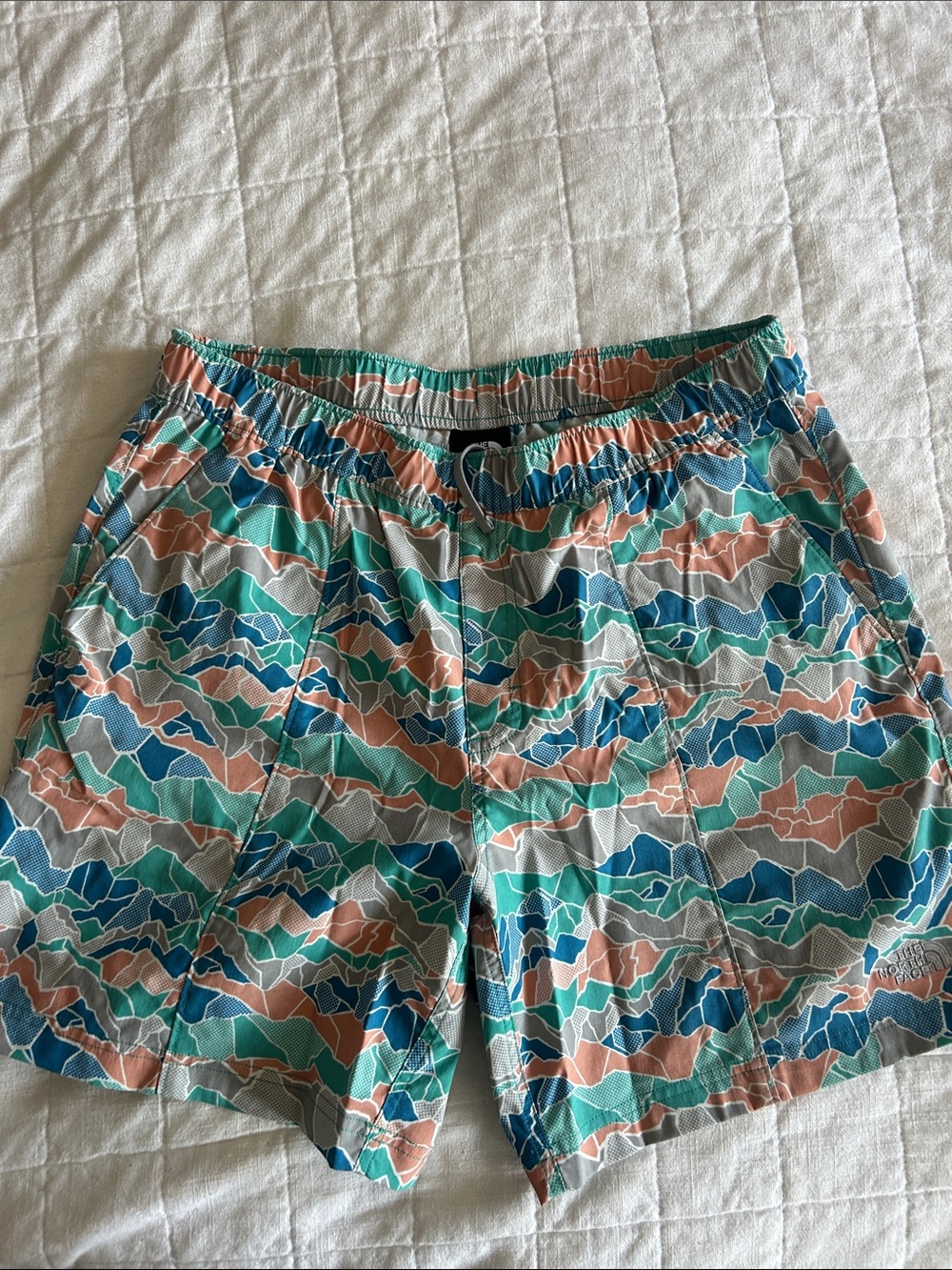 Men’s Elastic-Waist Printed swim trunks in Teal & Coral